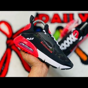 CU9174-600 Wmns Nike Air Max 2090 Black/Red/Camo sz5.5